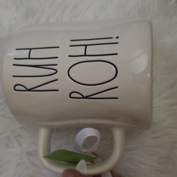 NWT Rae Dunn Scooby-Doo Themed White Mug - Picture 2 of 3